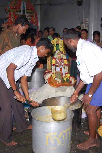 திருப்பாவாடை(அன்னகூடை) உற்ச்சவம் 12-10-2008
